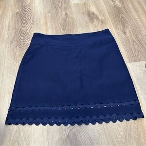 Crown & Ivy Navy High Waisted Embroidered Rim Skirt size 4